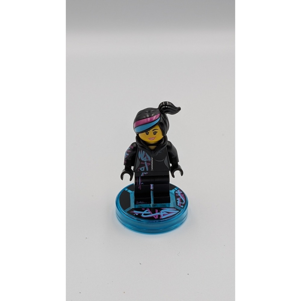 Lego Dimensions The Lego Movie Wild Style Lucy Minifigure & Tag Base Disc